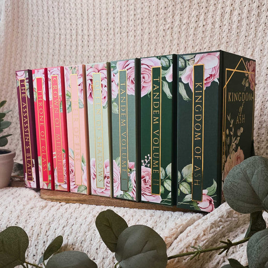 Throne of Glass by Sarah J Maas | Tandem Read Set