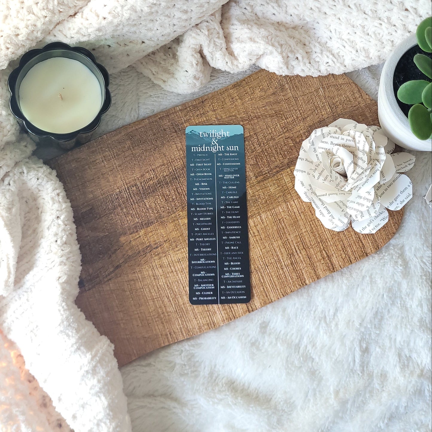 Twilight & Midnight Sun Tandem Read Guide Bookmark