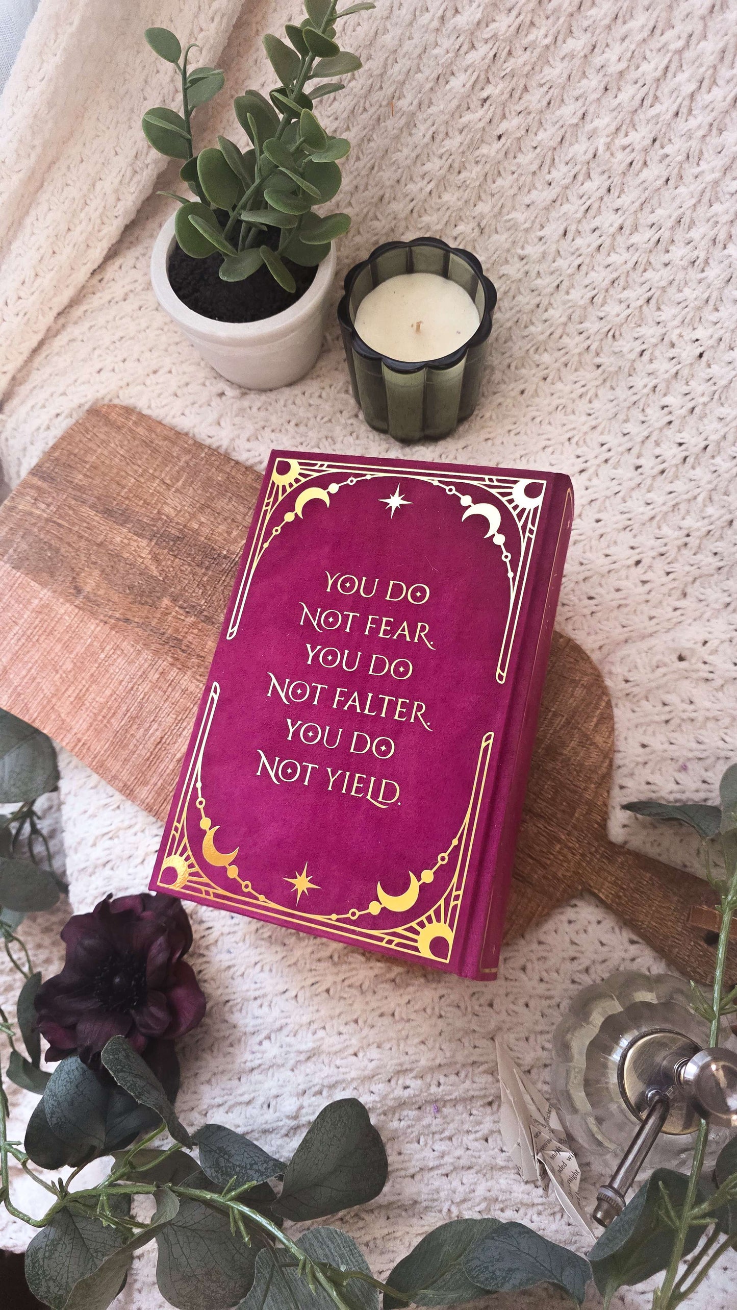 ACOWAR Glass Painting Book